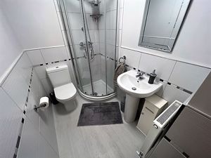 Photo 33- click for photo gallery